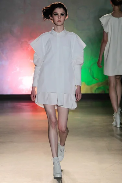 Look 5
